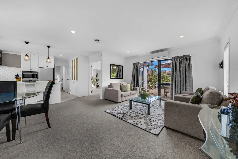 Photos of 1/7 Chale Place