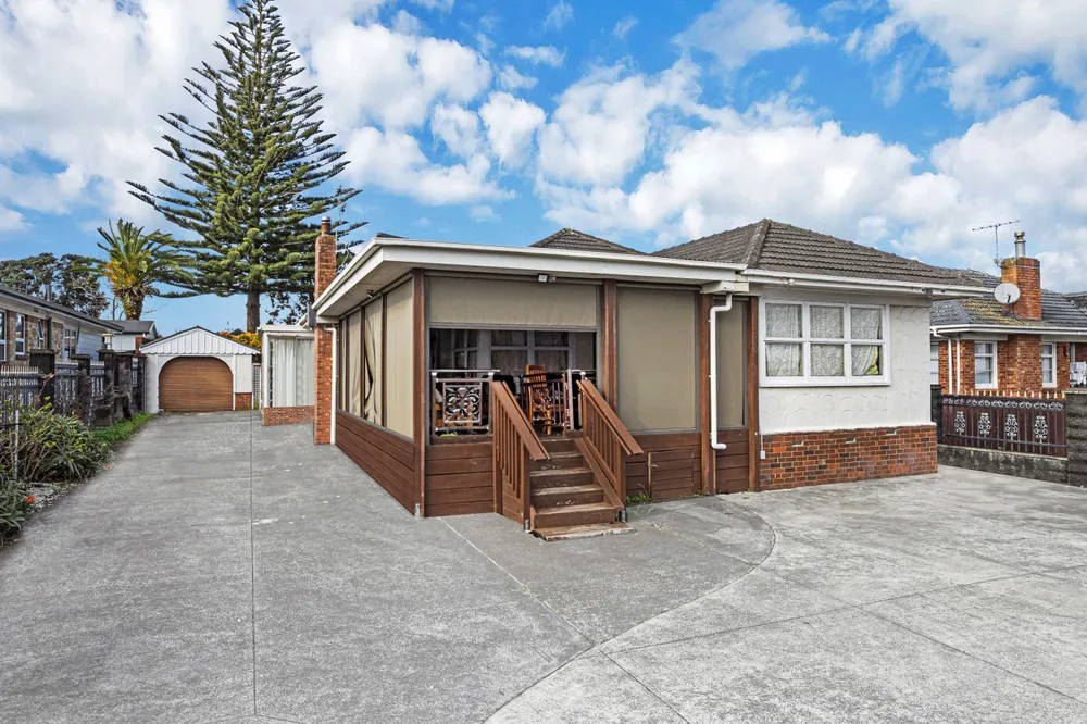 Photos of 110 Wyllie Road