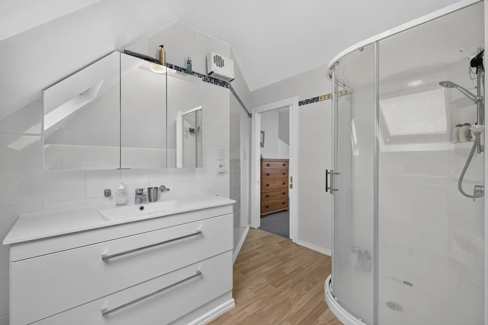 Photos of 107 Penruddock Rise