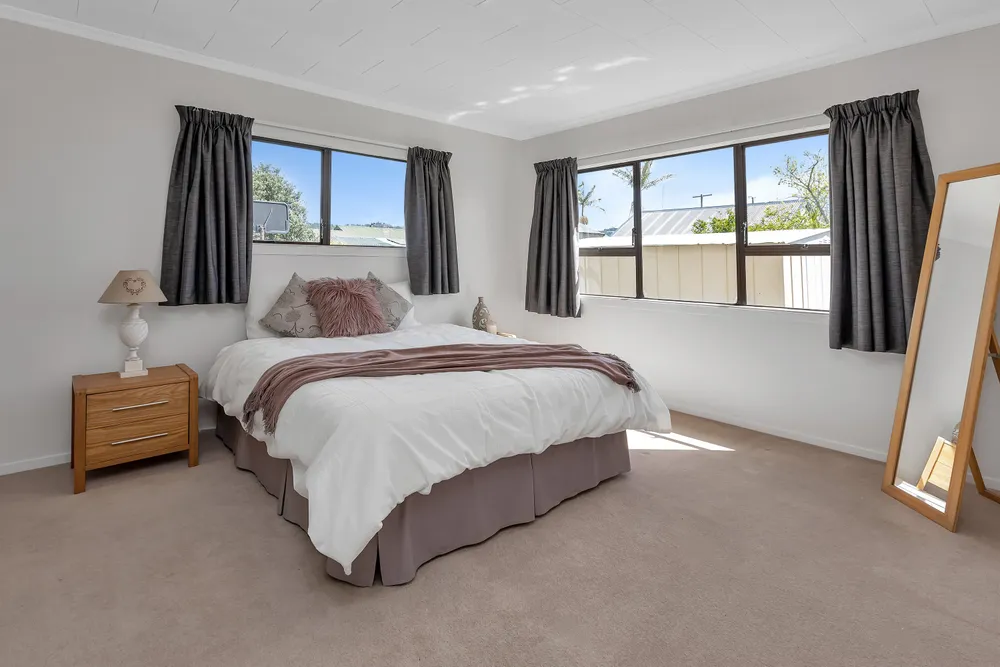 Photos of 29A King Street