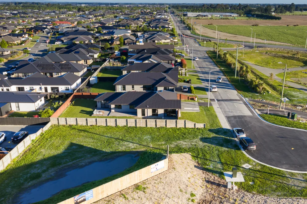 Photos of 406 Dunns Crossing Road