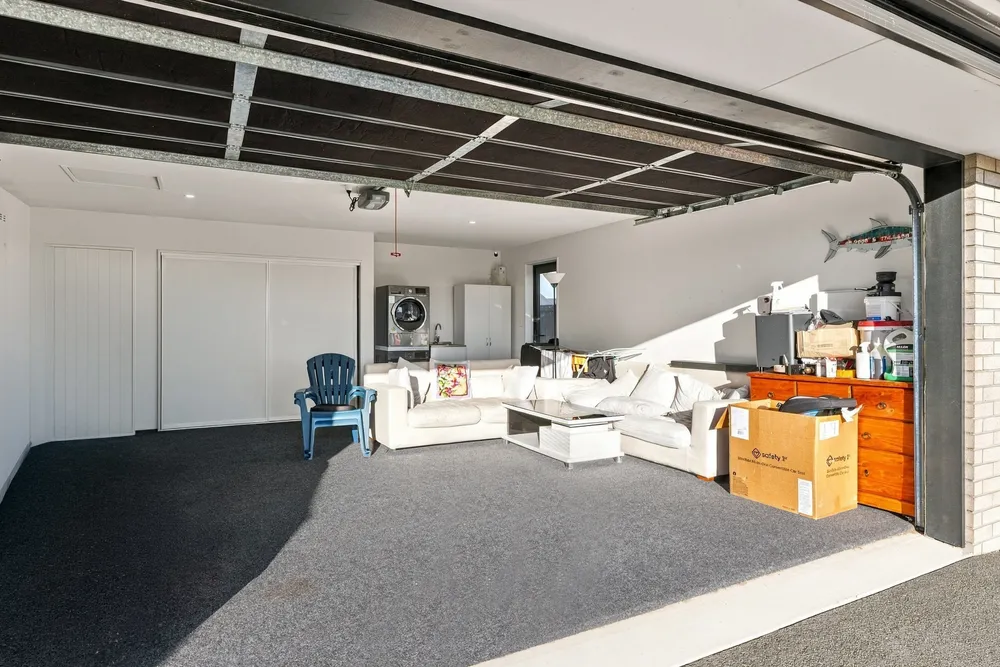 Photos of 406 Dunns Crossing Road