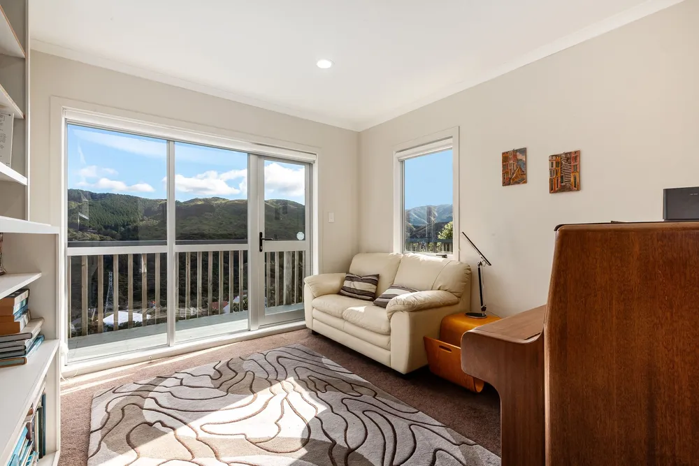 Photos of 135 Pembroke Road