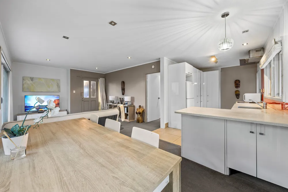 Photos of 2/15 Riverview Road