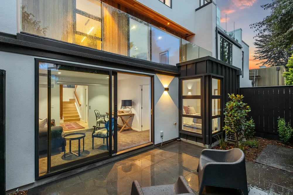 Photos of 29 Richards Avenue