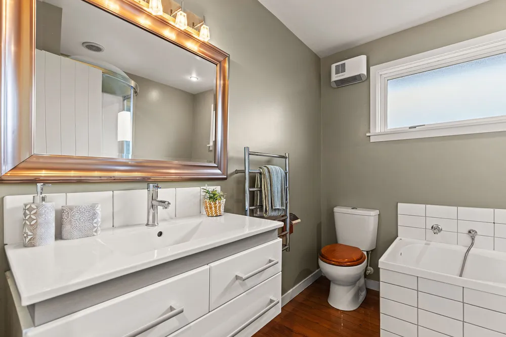 Photos of 29 Richards Avenue