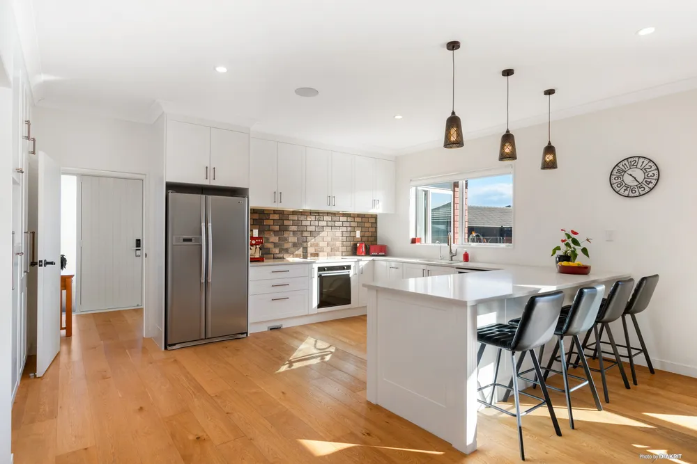 Photos of 20 Kauri Drive