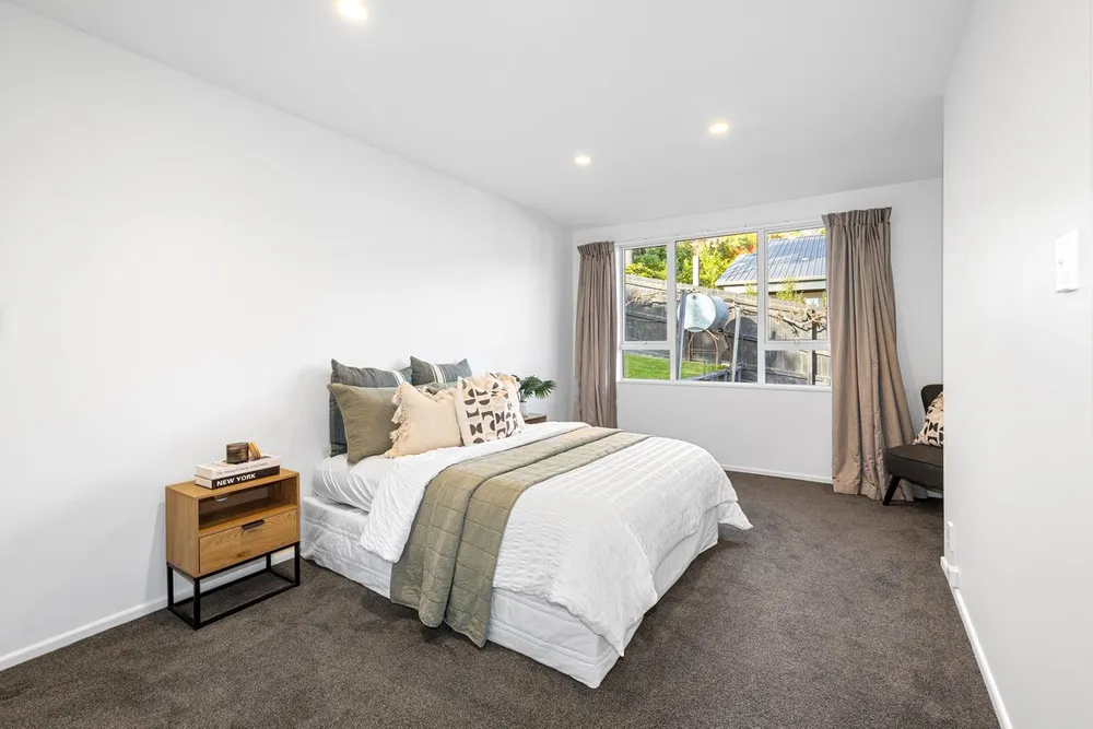 Photos of 33 Vernon Terrace