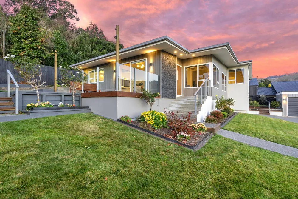 Photos of 33 Vernon Terrace
