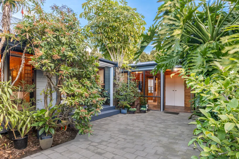 Photos of 51 Coldham Crescent