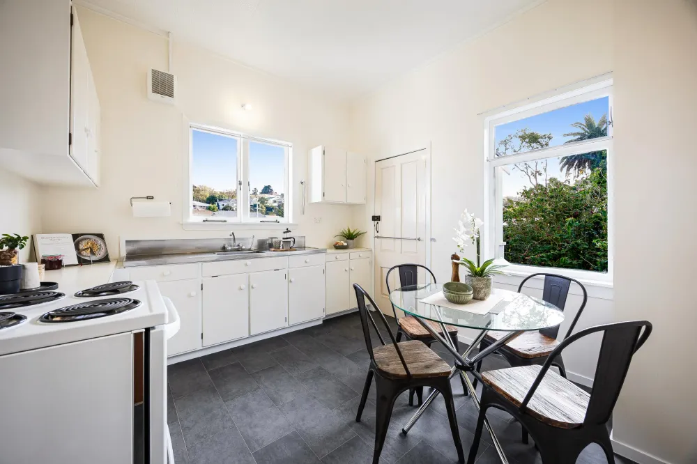 Photos of 34 Quadrant Road