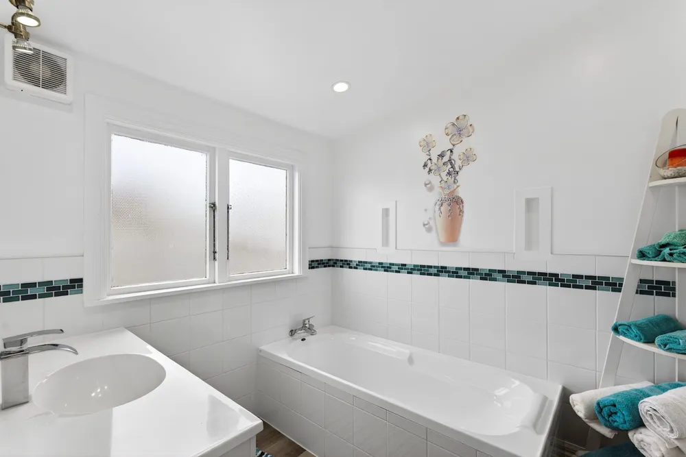 Photos of 104 Murphy Road