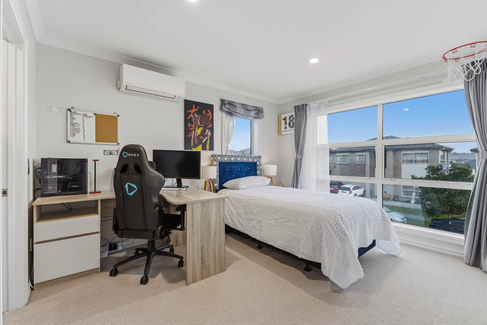 Photos of 19 Kira Road