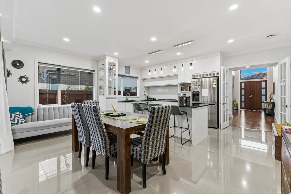 Photos of 19 Kira Road