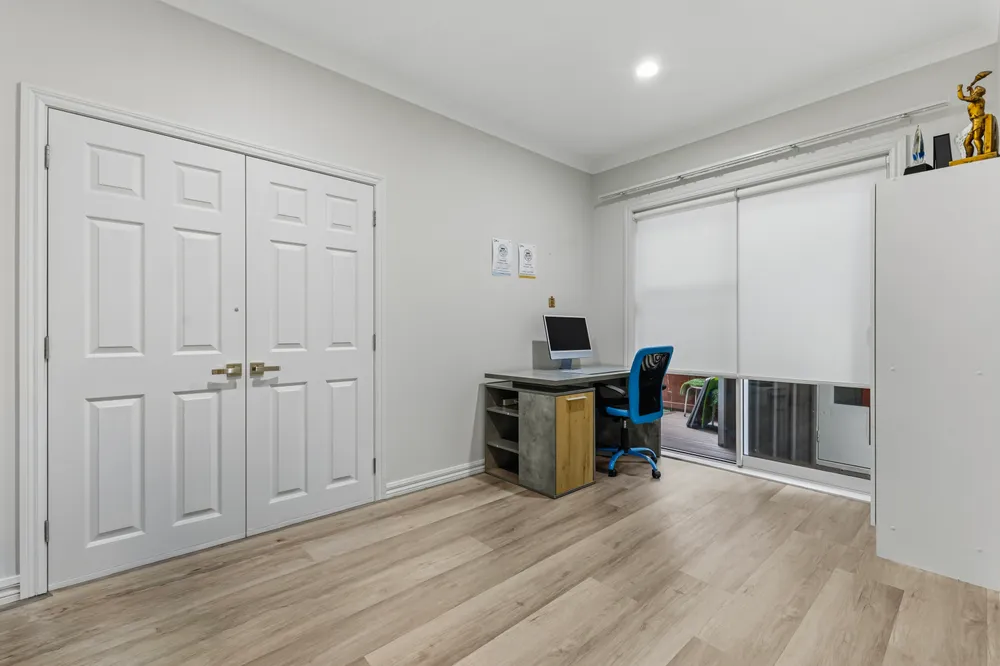 Photos of 19 Kira Road