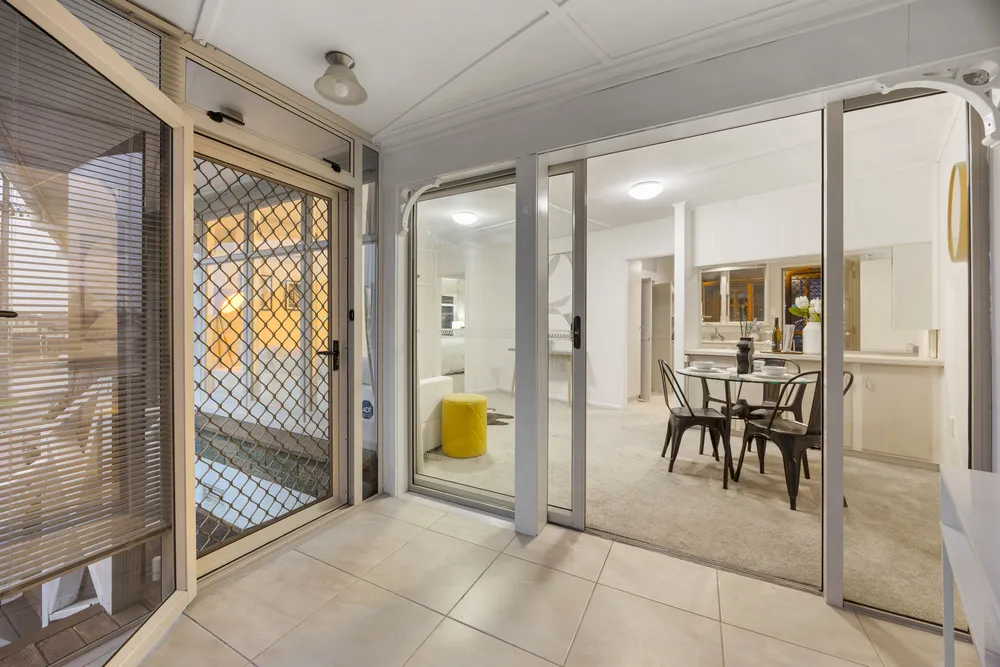 Photos of 1/115 Ireland Road