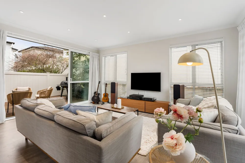 Photos of 28 Esperance Road