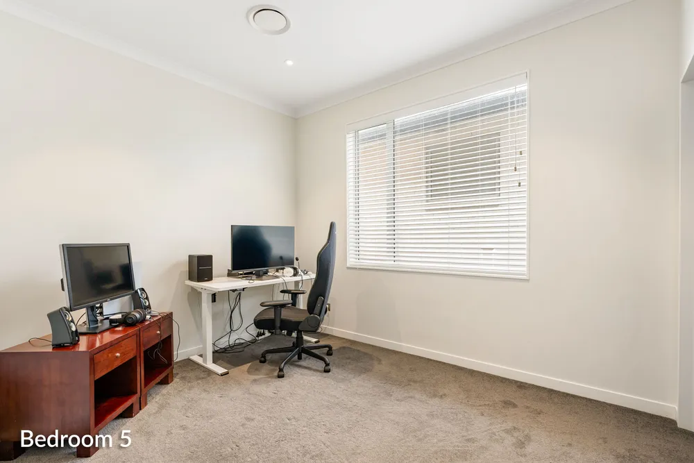 Photos of 28 Esperance Road