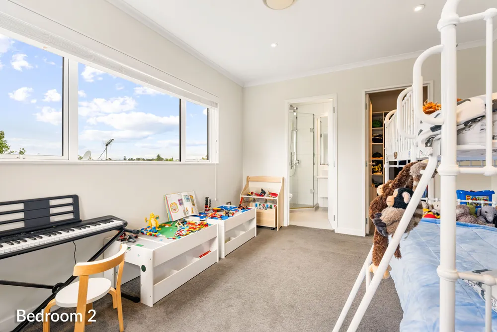 Photos of 28 Esperance Road