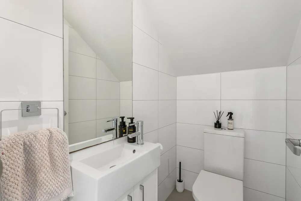 Photos of 28 Esperance Road