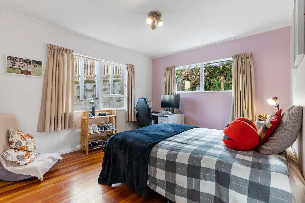 Photos of 10 Salford Street