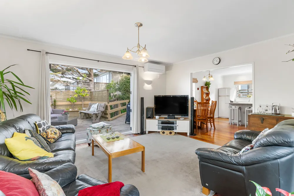 Photos of 10 Salford Street