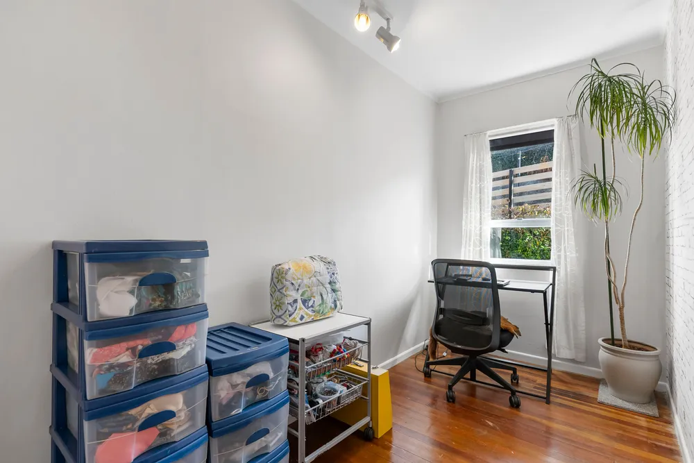 Photos of 10 Salford Street