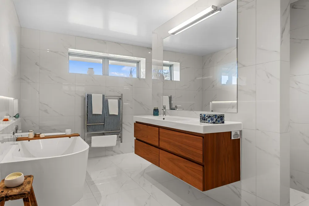 Photos of 330 Mt Pleasant Road