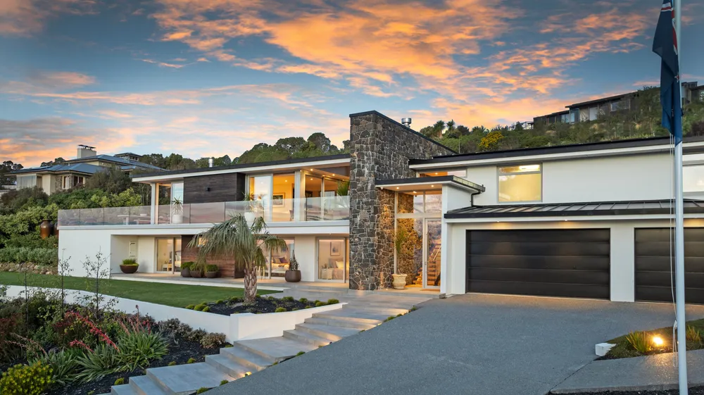 Photos of 330 Mt Pleasant Road