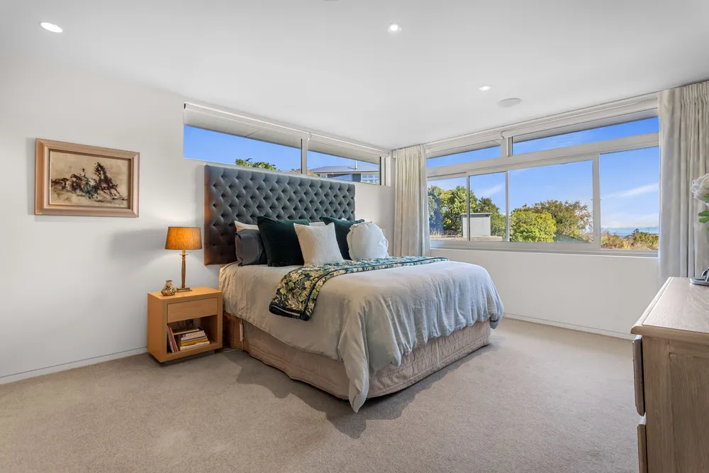 Photos of 330 Mt Pleasant Road