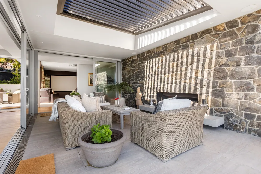Photos of 330 Mt Pleasant Road