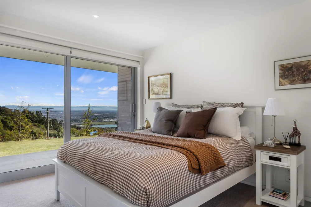 Photos of 330 Mt Pleasant Road