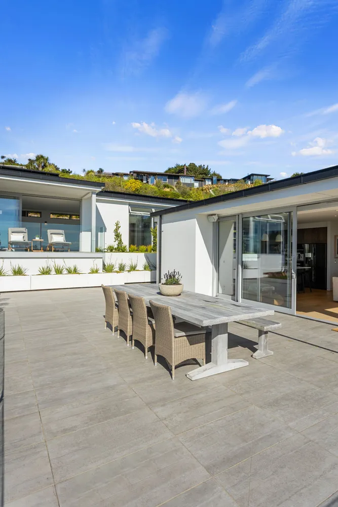 Photos of 330 Mt Pleasant Road