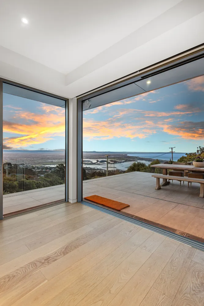 Photos of 330 Mt Pleasant Road