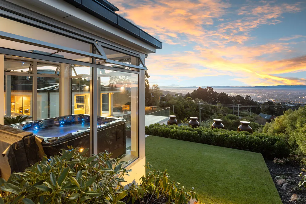 Photos of 330 Mt Pleasant Road