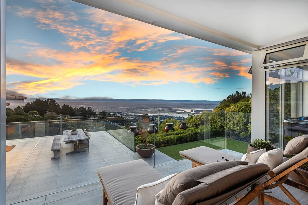 Photos of 330 Mt Pleasant Road