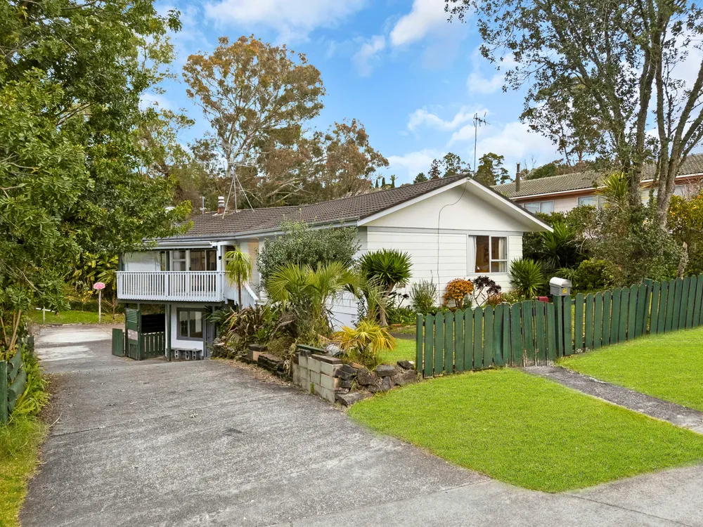 Photos of 39 Gallony Avenue