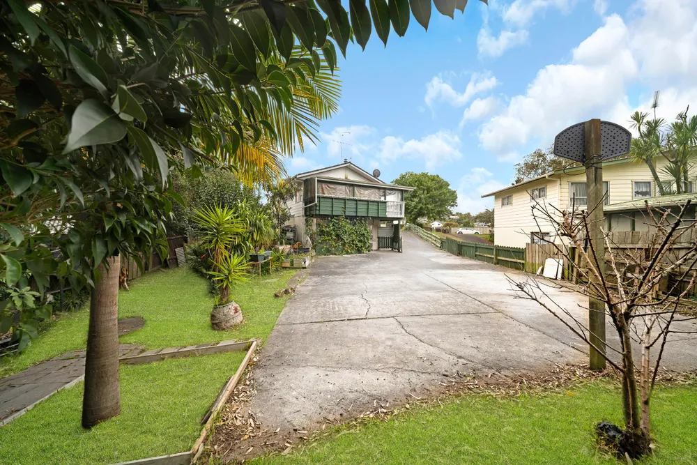 Photos of 39 Gallony Avenue