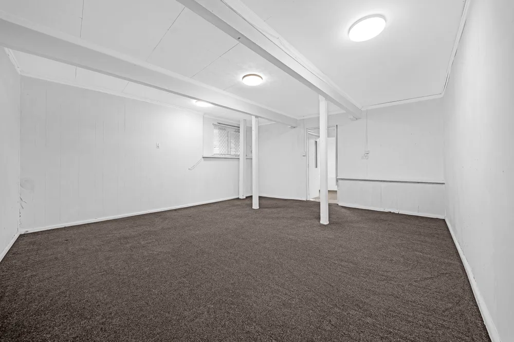 Photos of 39 Gallony Avenue