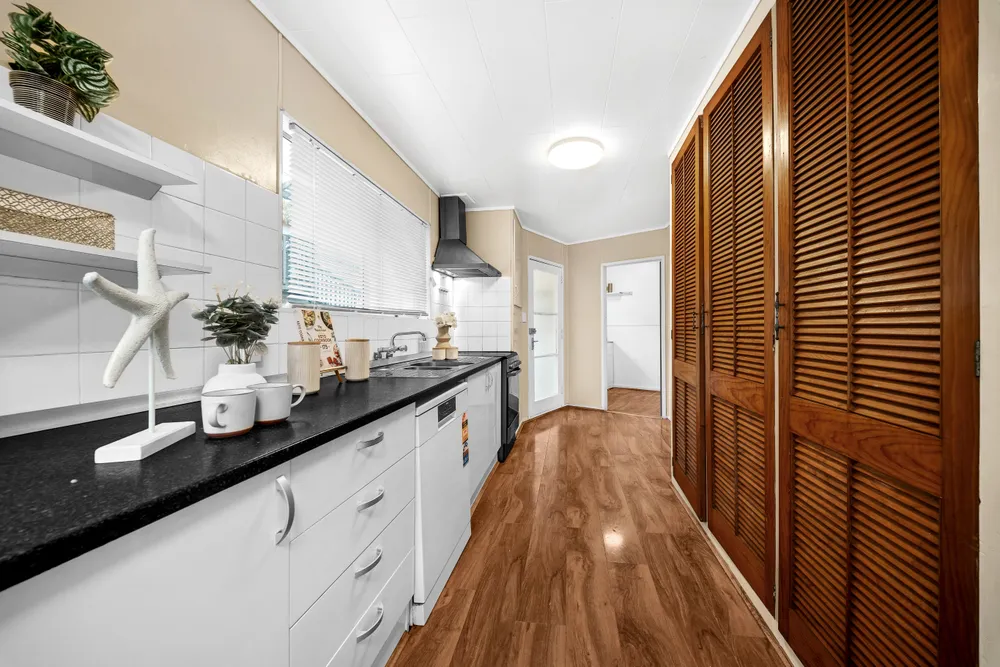 Photos of 39 Gallony Avenue