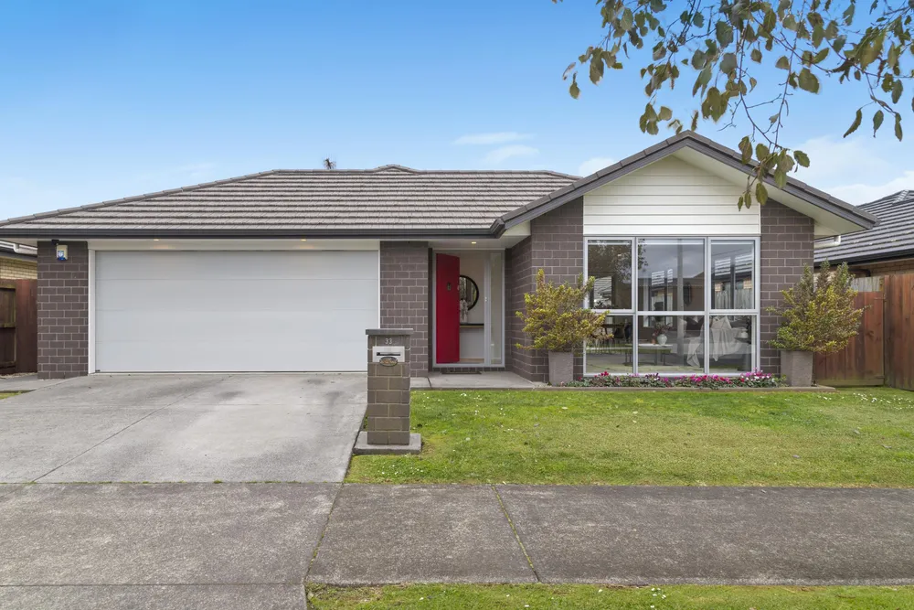 Photos of 33 McNally Road