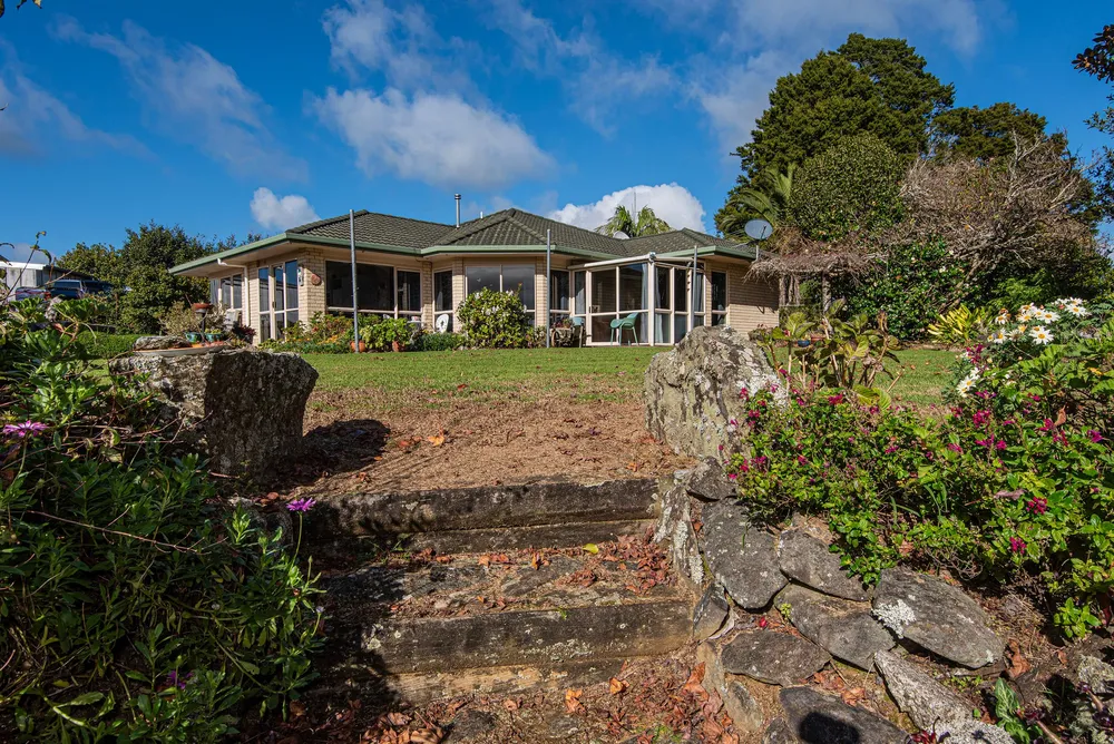 Photos of 43 Waiariki Road