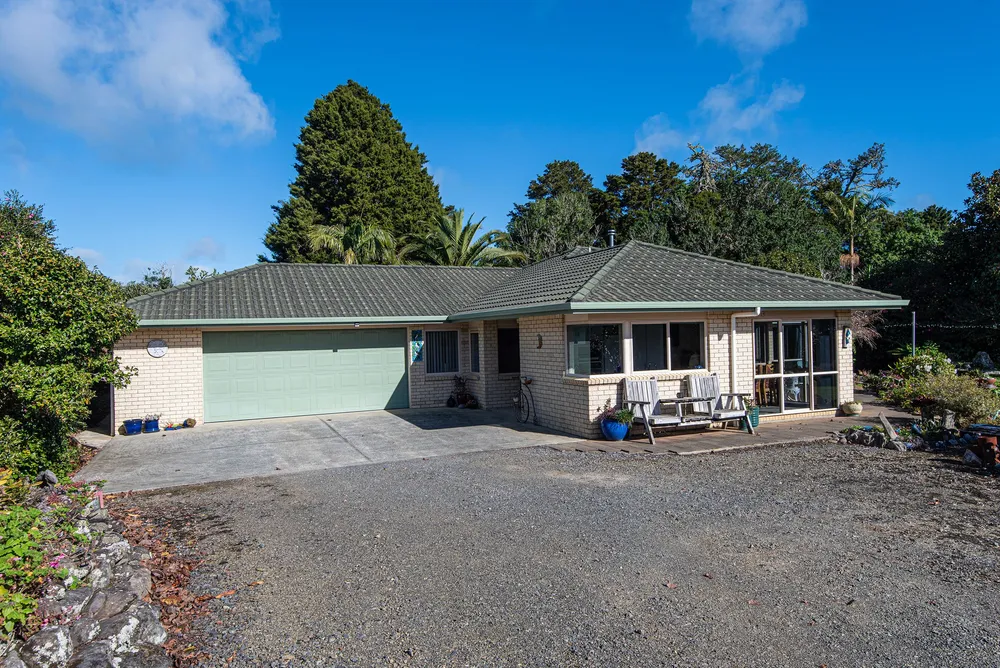 Photos of 43 Waiariki Road