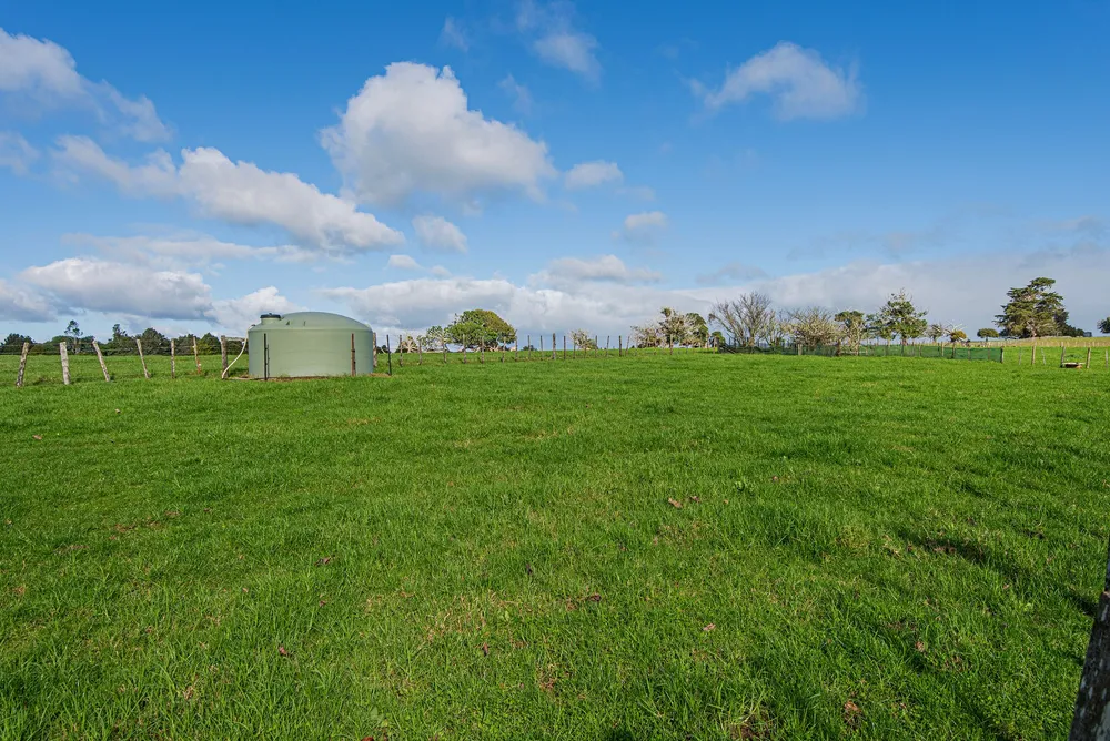 Photos of 43 Waiariki Road