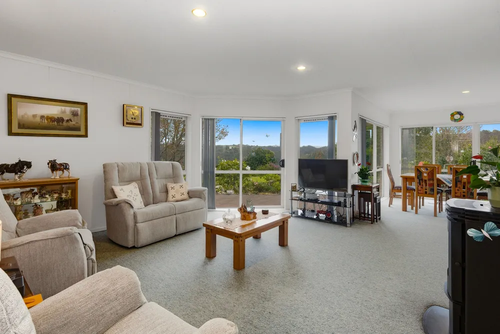 Photos of 43 Waiariki Road