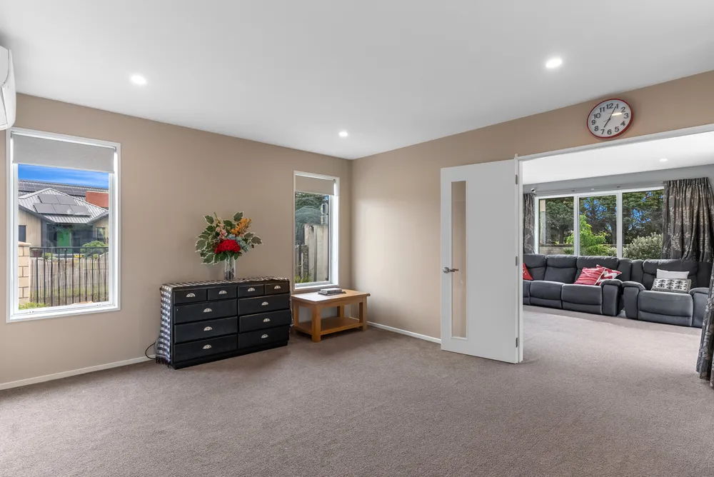 Photos of 1 Little Gem Road