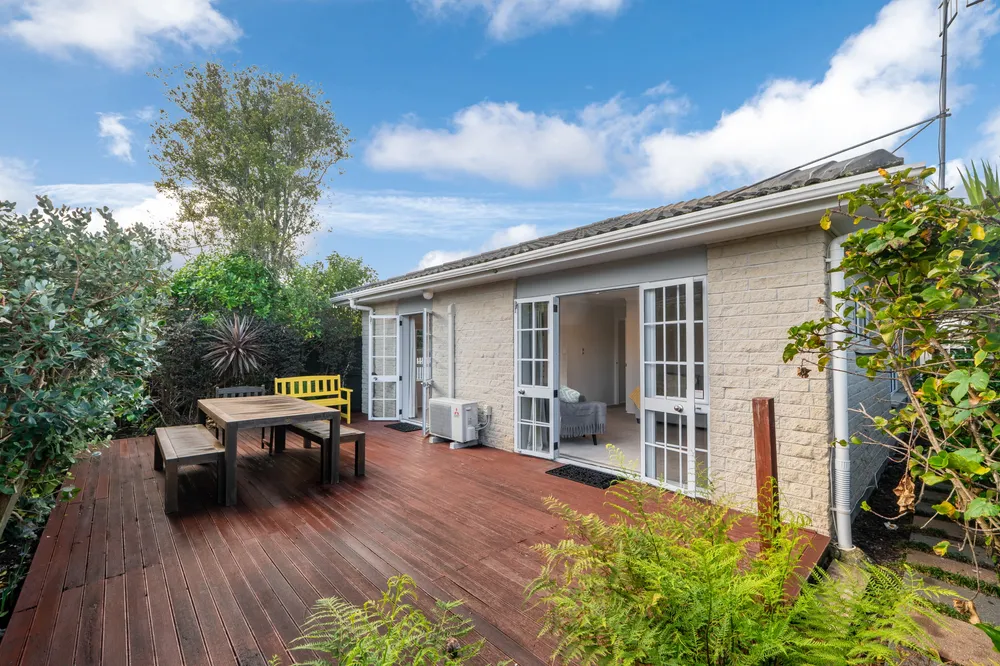 Photos of 2/3 Dominion Street