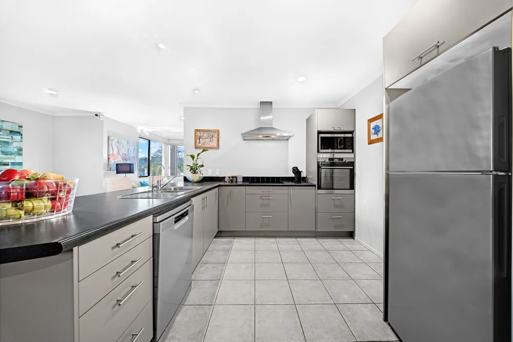 Photos of 17 Greig Place