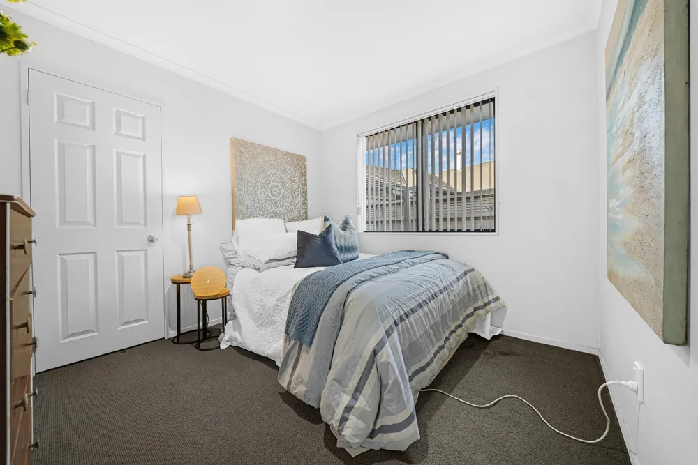 Photos of 17 Greig Place