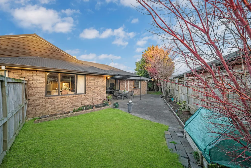 Photos of 17 Greig Place